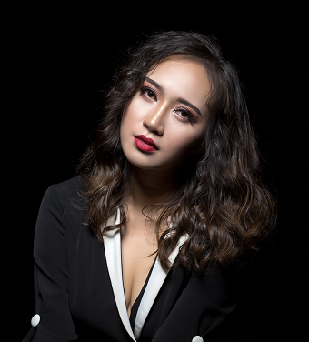 KHÁNH LINH